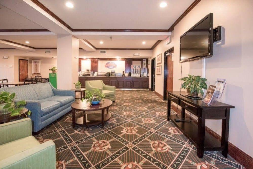 Baymont By Wyndham Montgomery South Ngoại thất bức ảnh